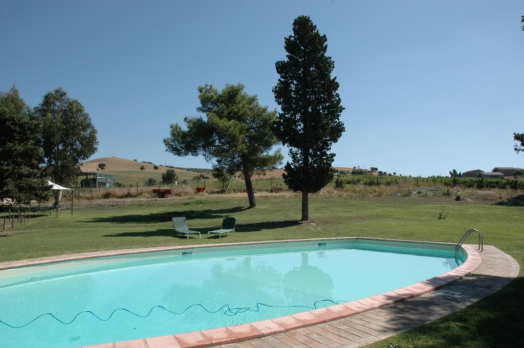 Agriturismo Pian Dei Pini モンティアーノ エクステリア 写真